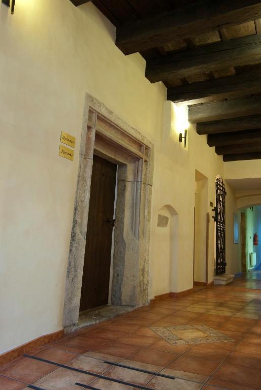 Hotel Opat Kutna Hora Bagian luar foto