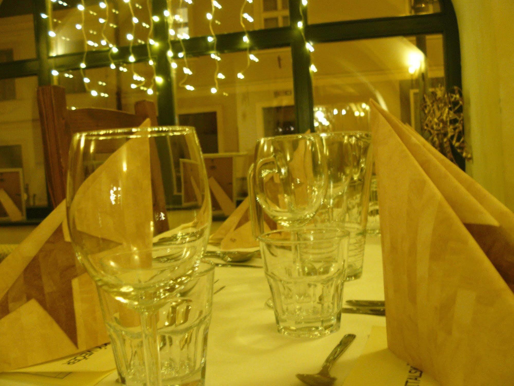 Hotel Opat Kutna Hora Bagian luar foto