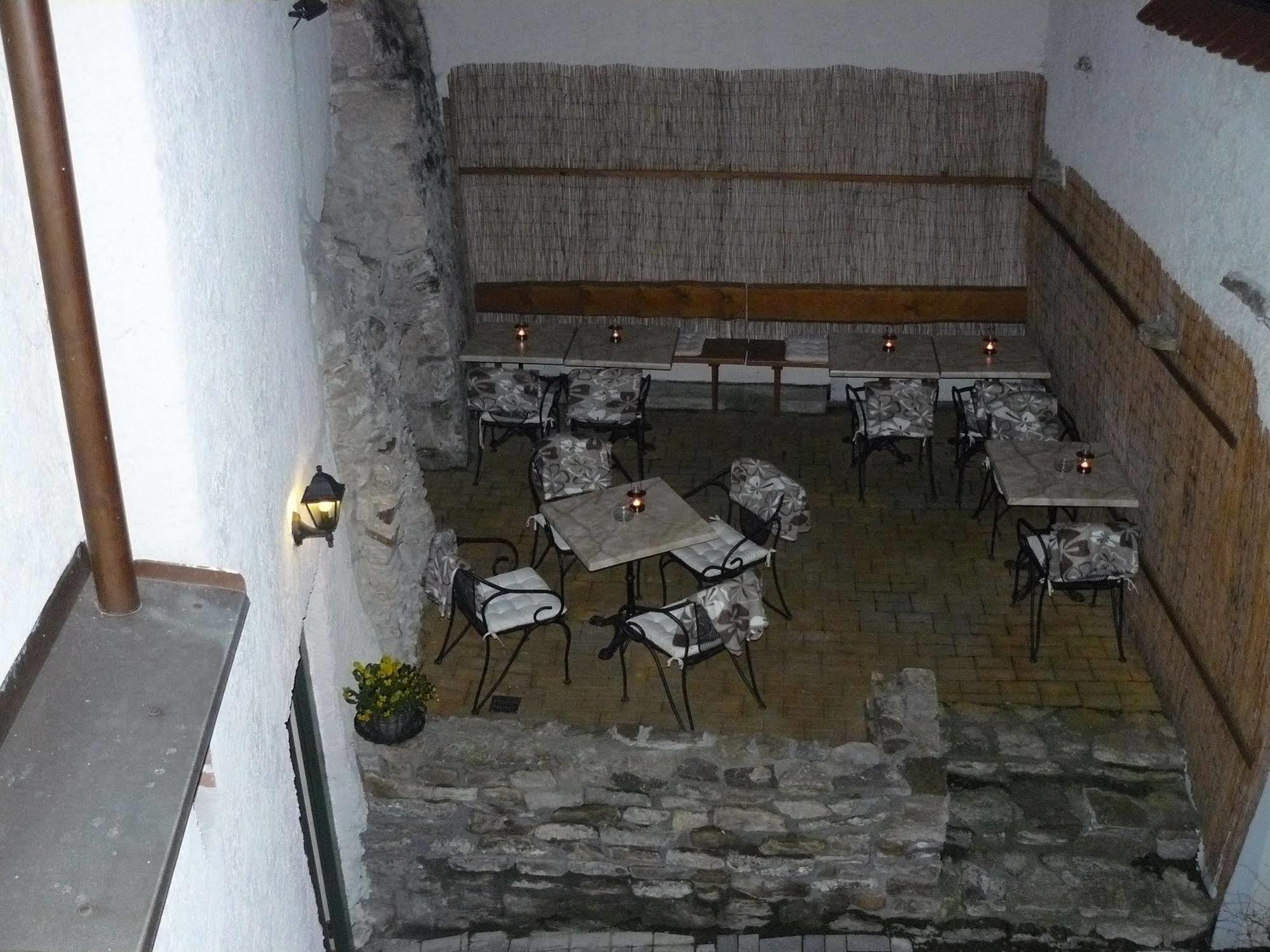 Hotel Opat Kutna Hora Bagian luar foto